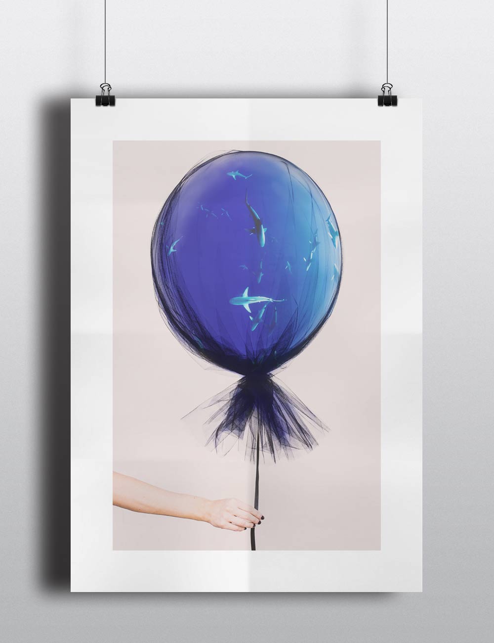 Posters decorativos montaje fotografico globo y tiburones